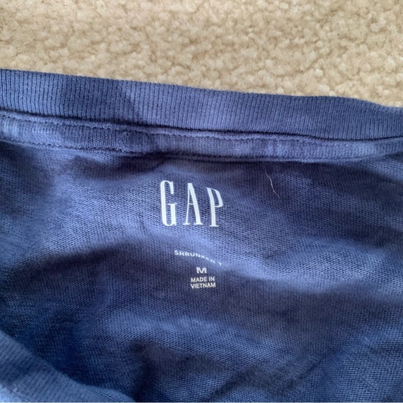 Gap Shrunken T Navy Blue Long Sleeve Top (Size Medium) - Picture 5 of 7